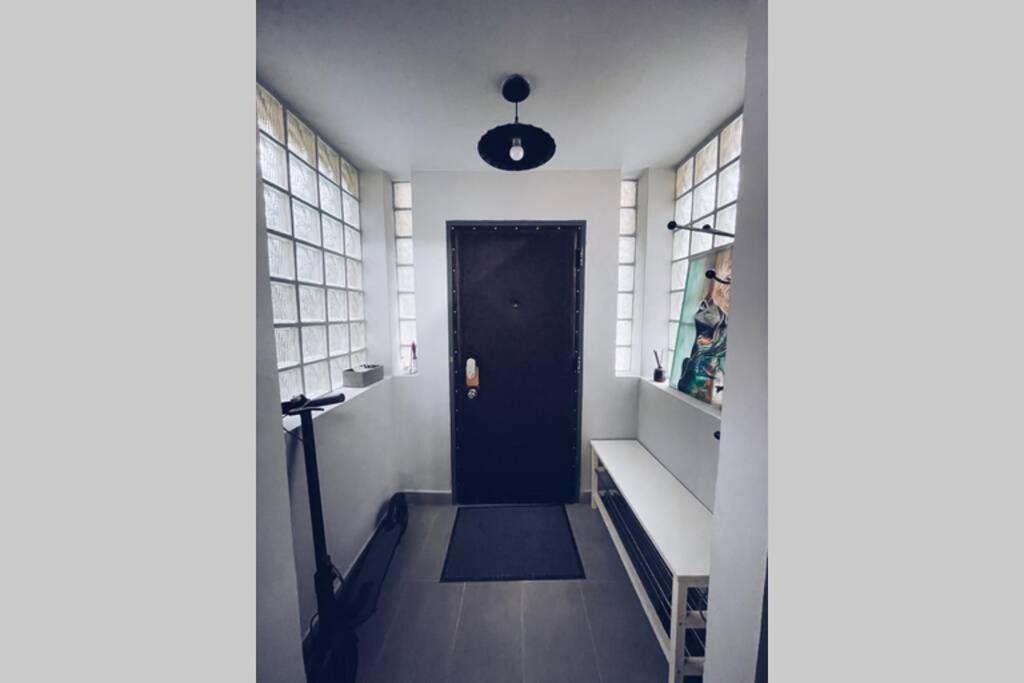 ☆Modern High Ceiling Apartment - Heart Of The City Oradea Dış mekan fotoğraf